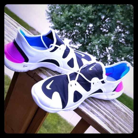 Nike Free Run 5.0 - Picture 1 of 3